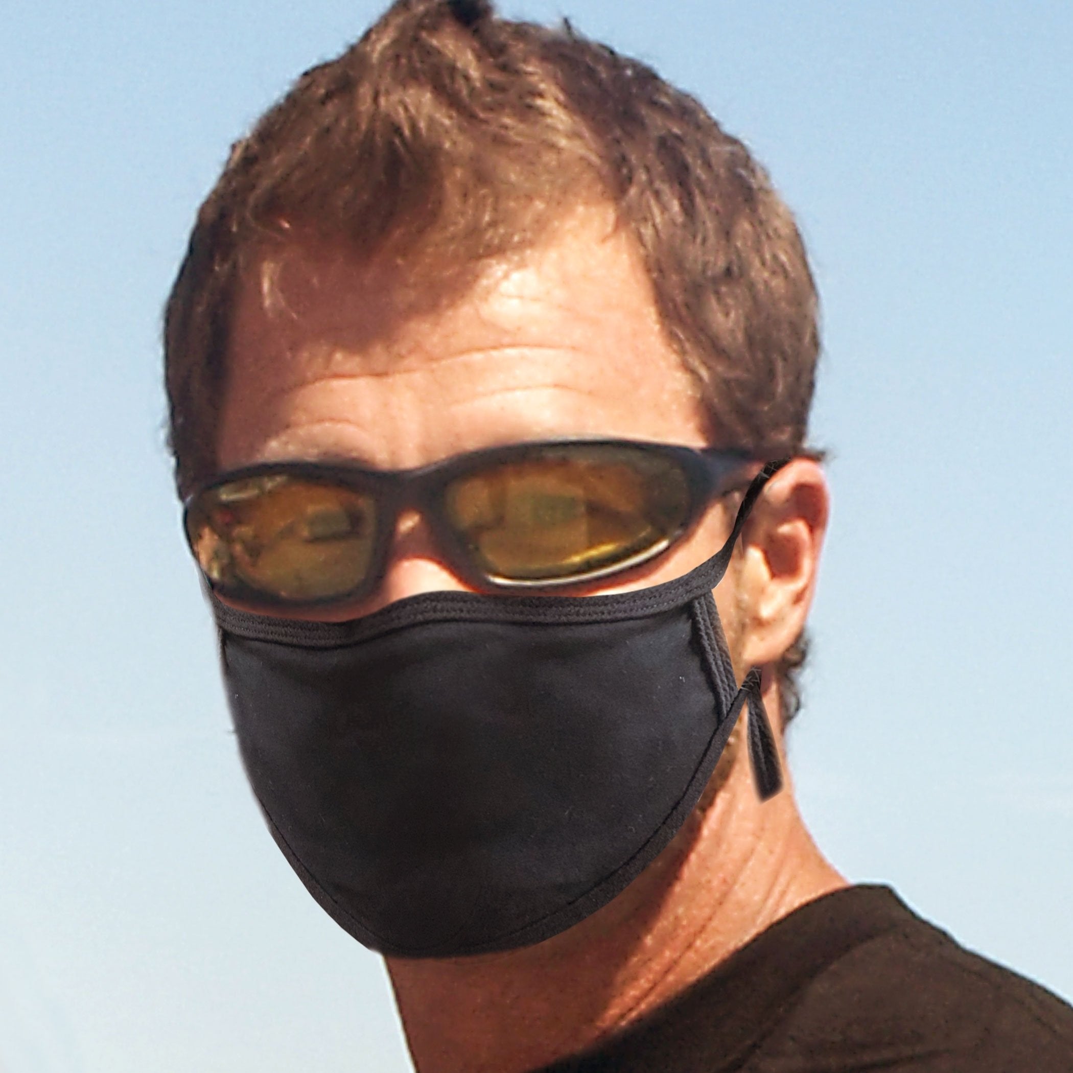 fmd1006-a03_23daec8c-24fe-4280-93ea-ef0d5adf8601.jpg Hot Leathers FMD1007 Face Mask without Pouch - Image 1